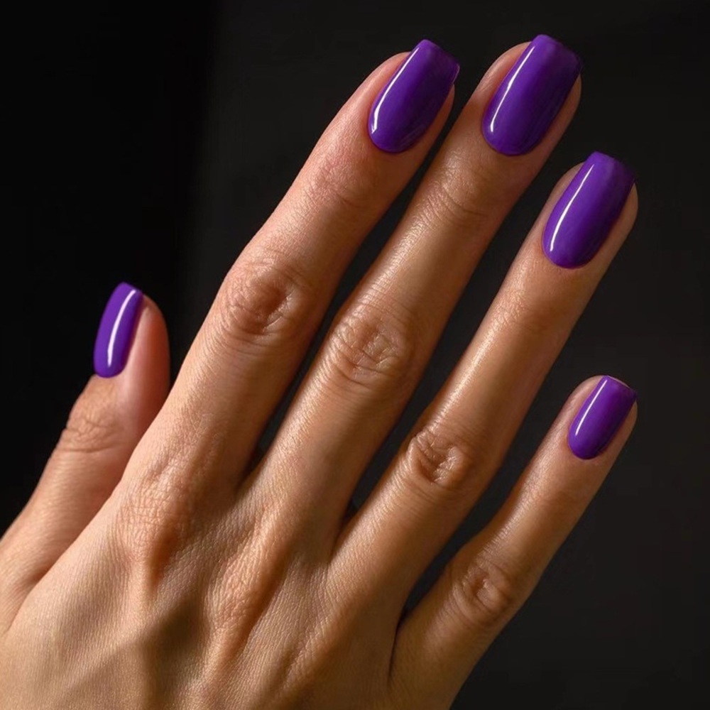 NEW Holly Berry Purple Square Press-On Nails Set